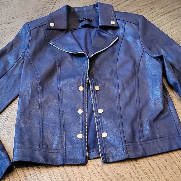 Navy open front faux leather jacket size 6 by Bali - Picture 3 of 5